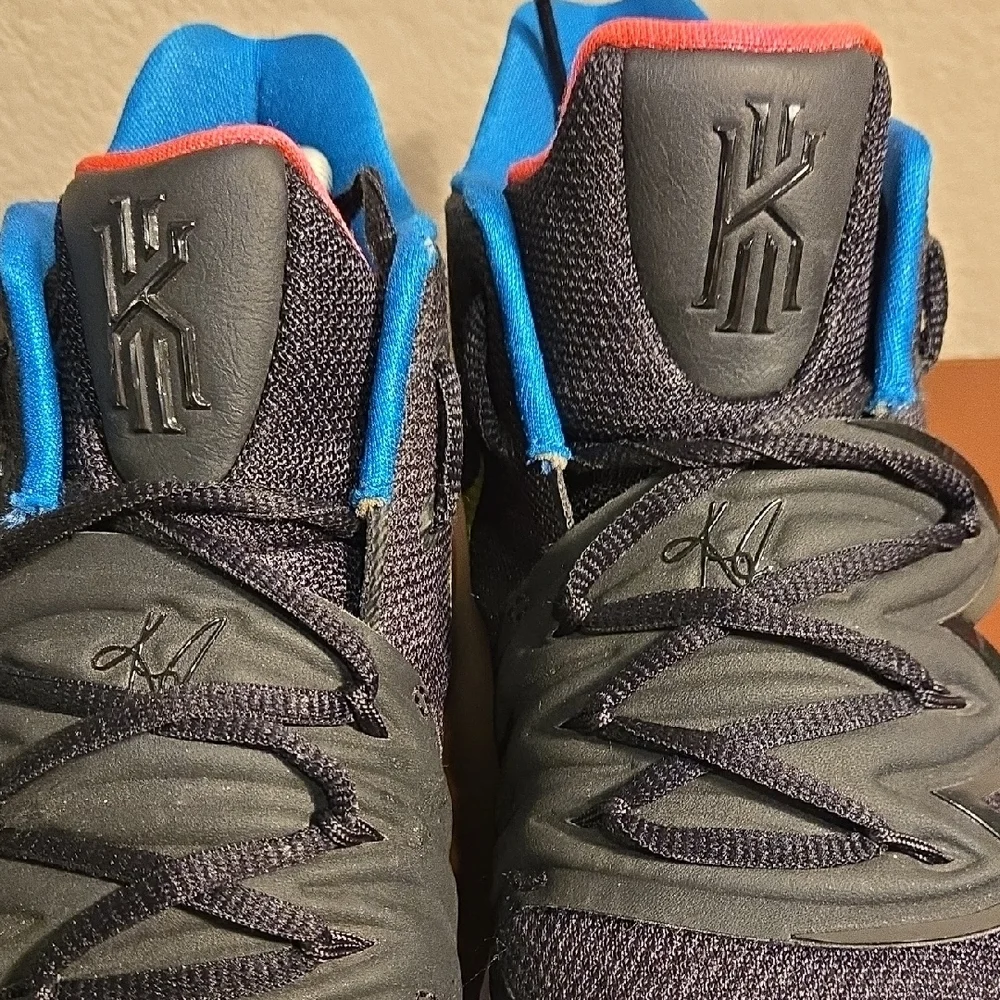 Nike Kyrie 5 Just Do It‎ Black and Pink Athletic Shoes